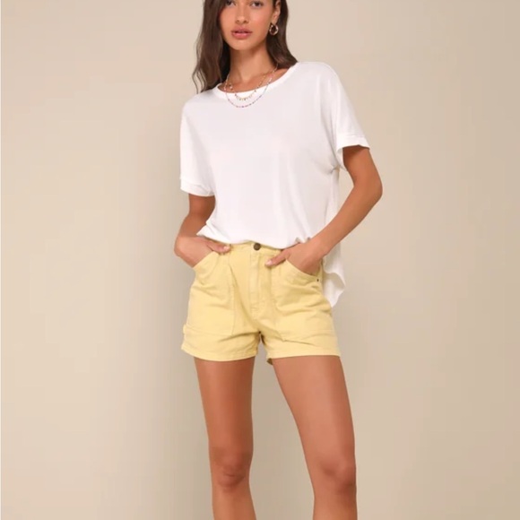 Lulus Easily Enjoyed Ivory Crew Neck Tee - NWT . Size medium - Picture 1 of 6